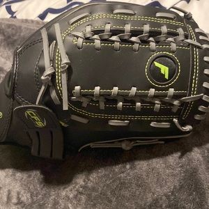 Comfortable,12”, righty